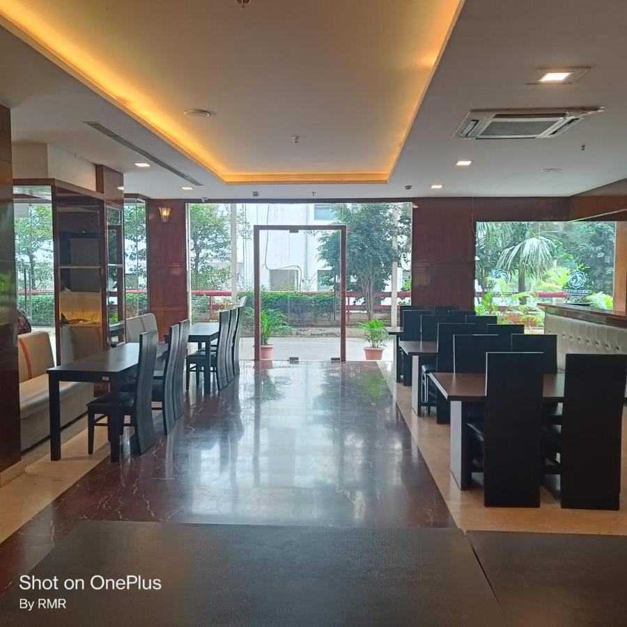 העיר בנגלור Astra Hotels & Suites Whitefield Near To Nallurahalli Metro Station And Ktpo מראה חיצוני תמונה