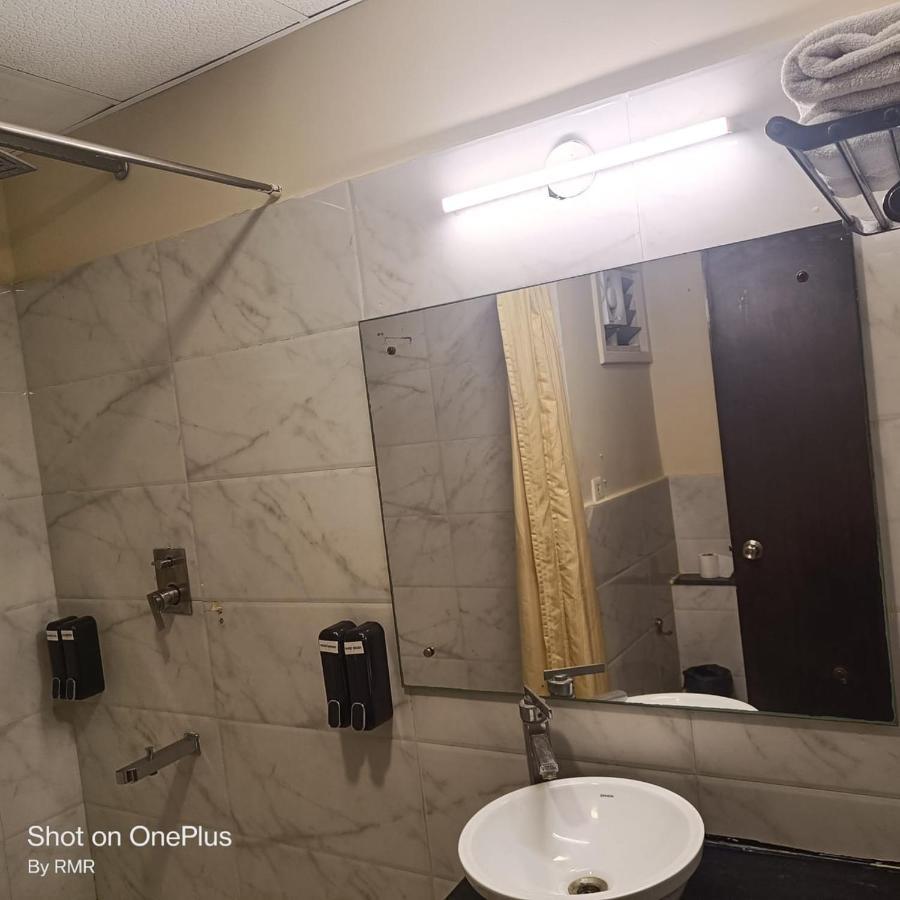 העיר בנגלור Astra Hotels & Suites Whitefield Near To Nallurahalli Metro Station And Ktpo מראה חיצוני תמונה